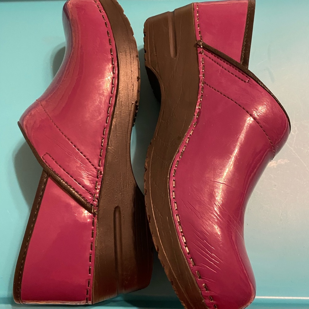 Sanita Clogs size 39